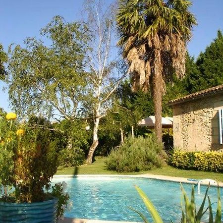 Bed and Breakfast La Petite Provence De Touron Pujols  Экстерьер фото